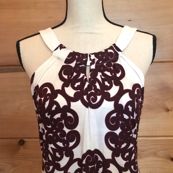 Super Cute Tank Top - Picture 2 of 3